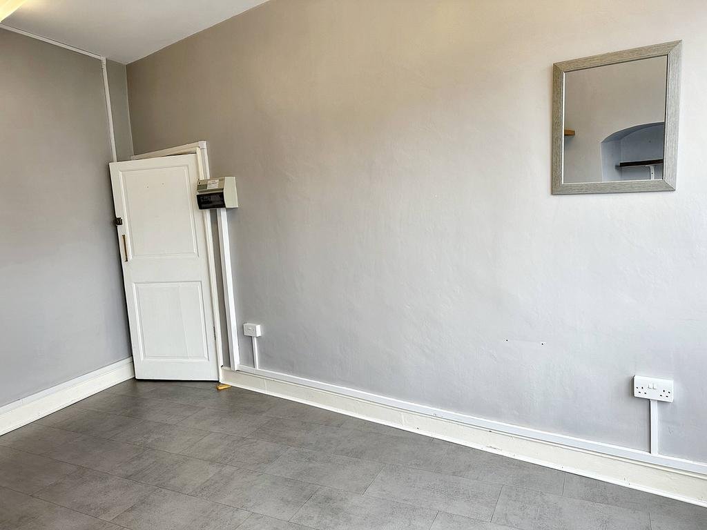 Retail/Shop in Doncaster - photo 4