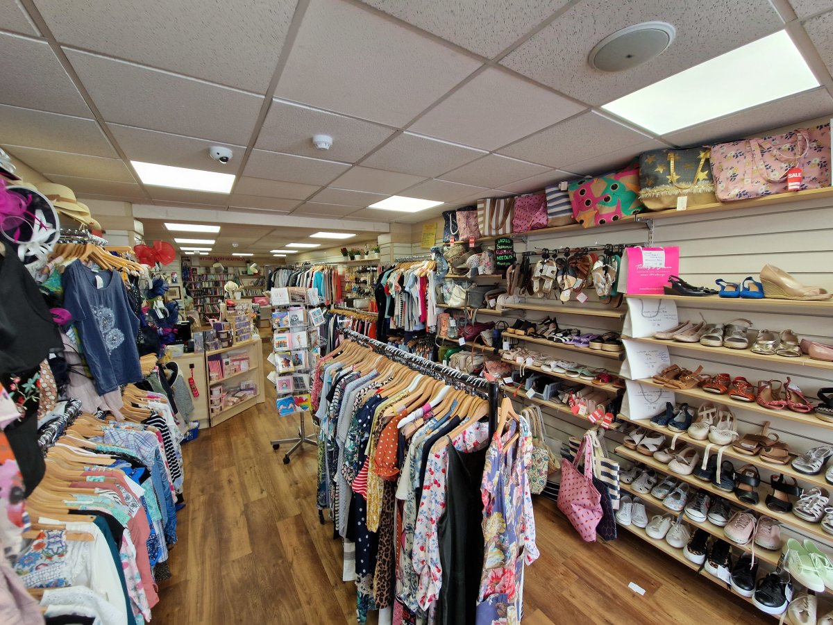 Retail/Shop in Ashbourne - photo 3