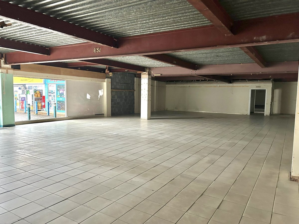 Retail/Shop in Hellesdon - photo 2