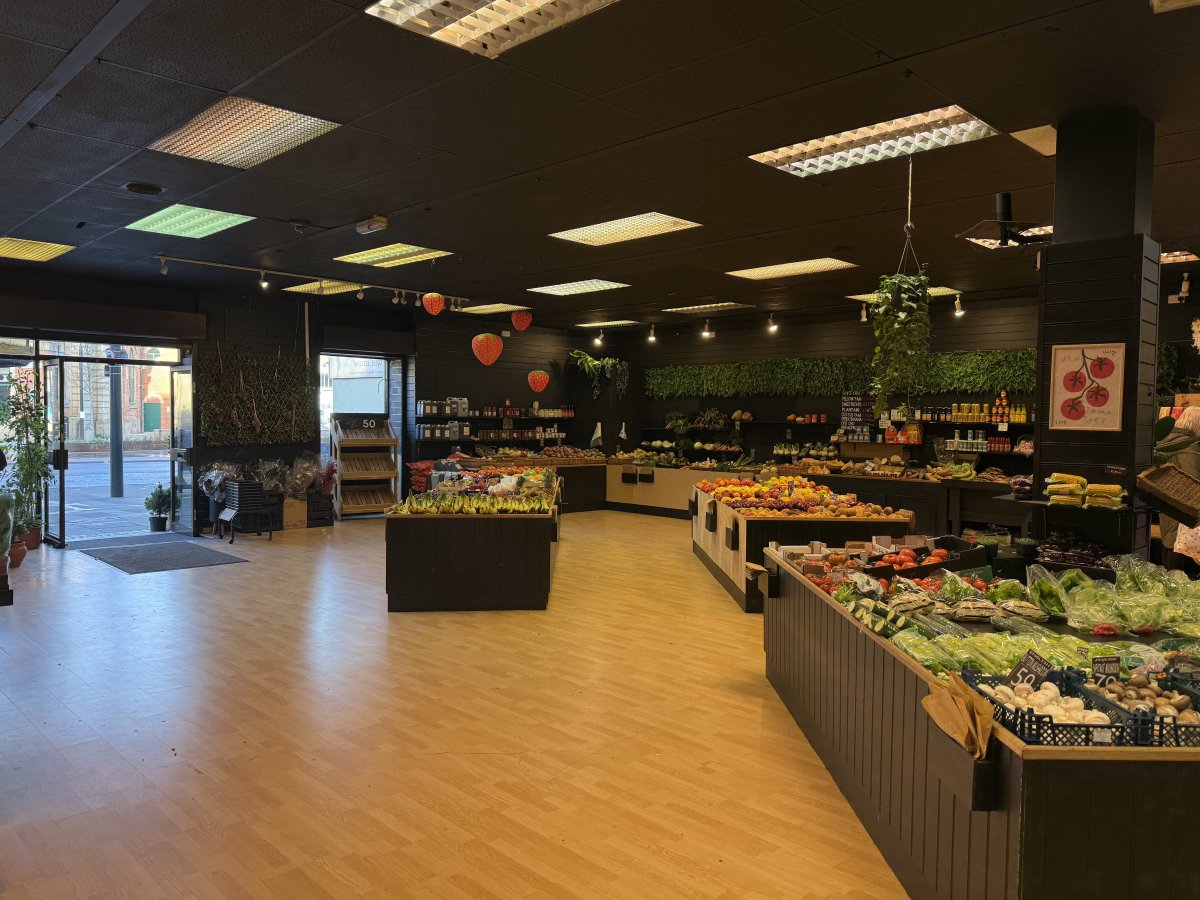 Retail/Shop in Derby - photo 3