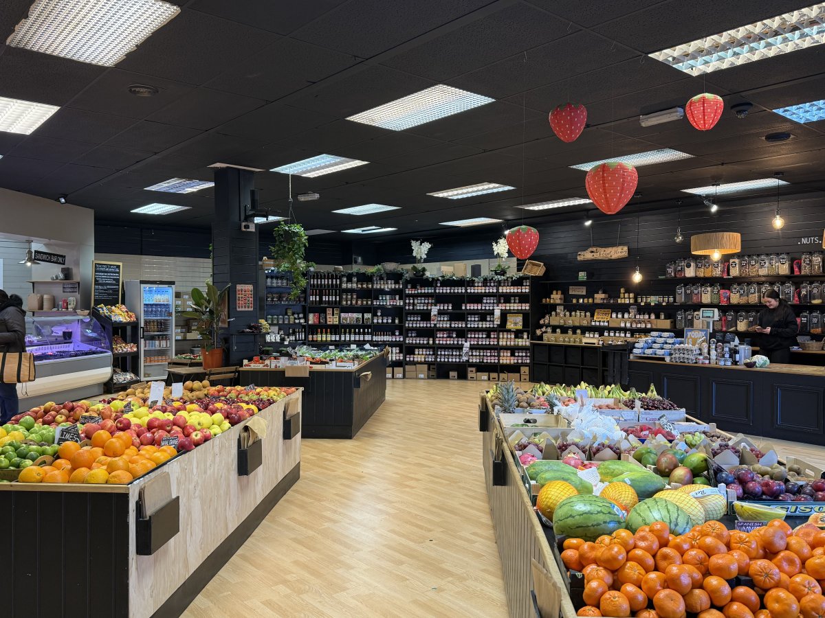 Retail/Shop in Derby - photo 4