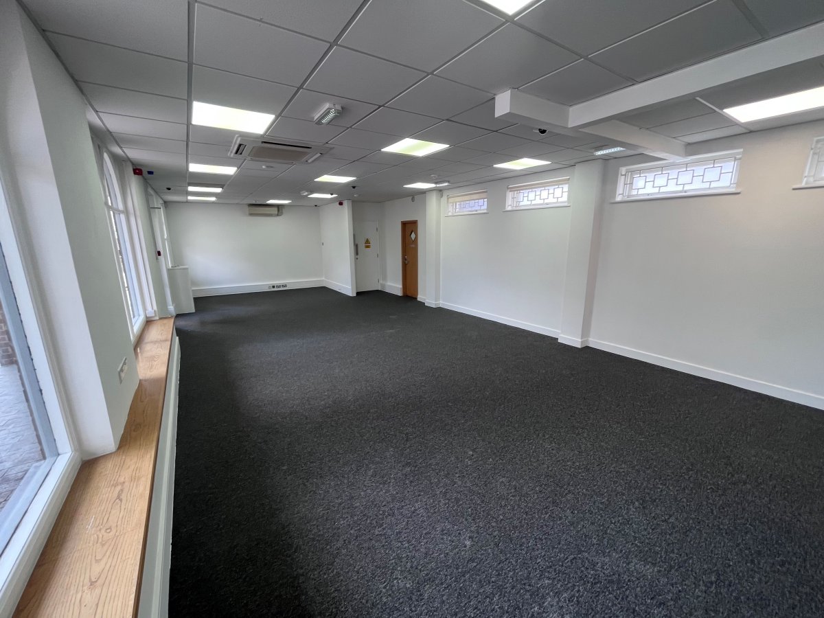 Retail/Shop in Fakenham - photo 2