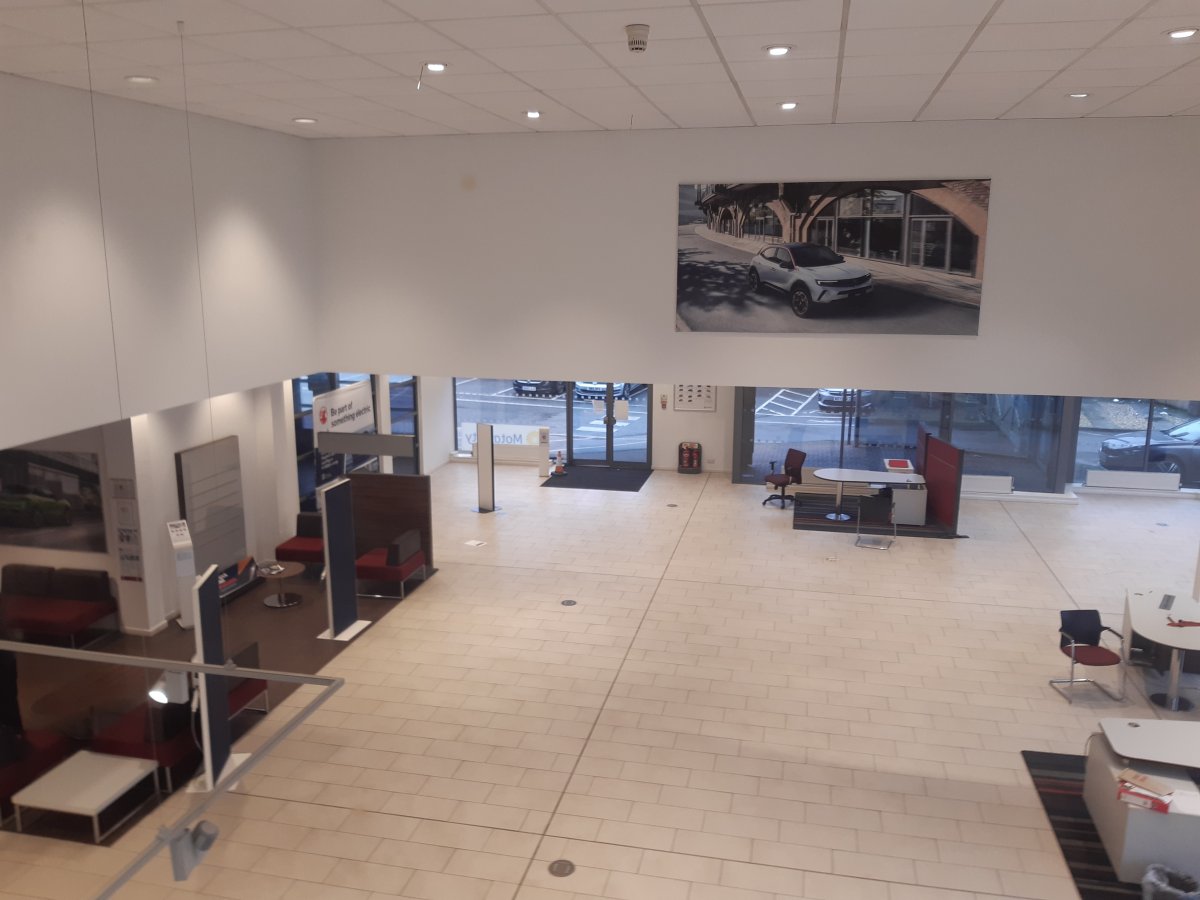 Retail/Shop in Plymouth - photo 4