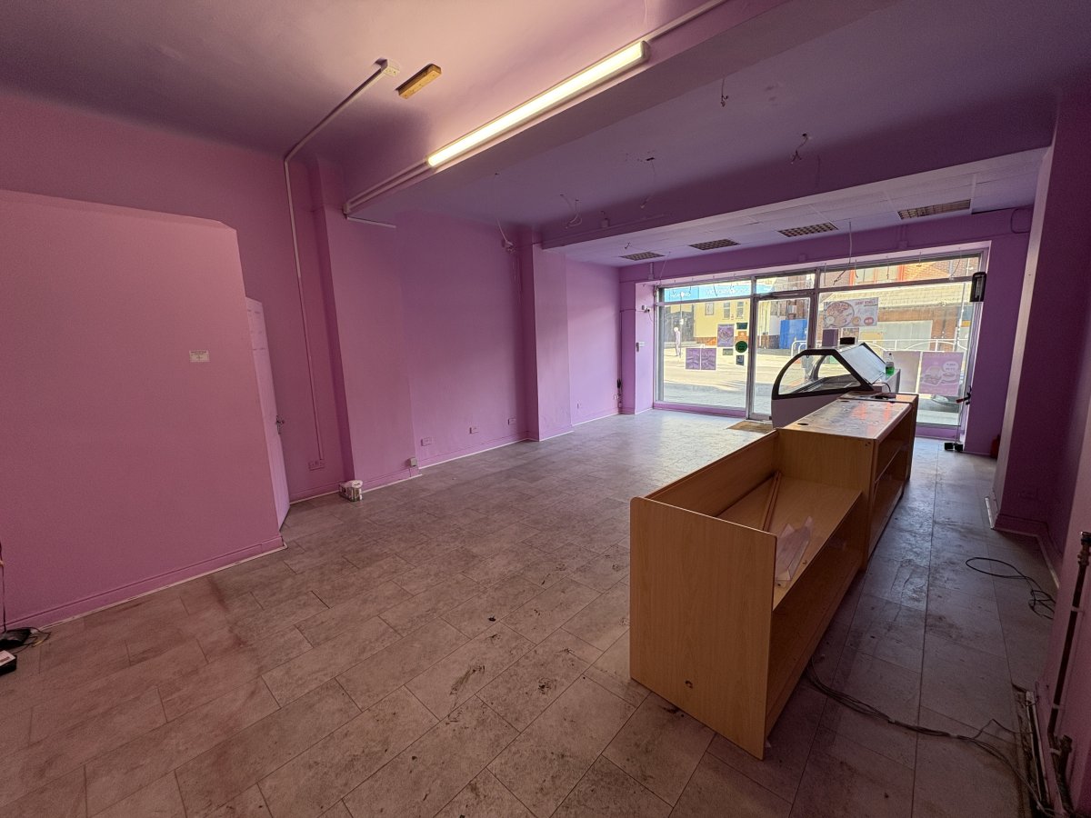 Retail/Shop in Southampton - photo 3