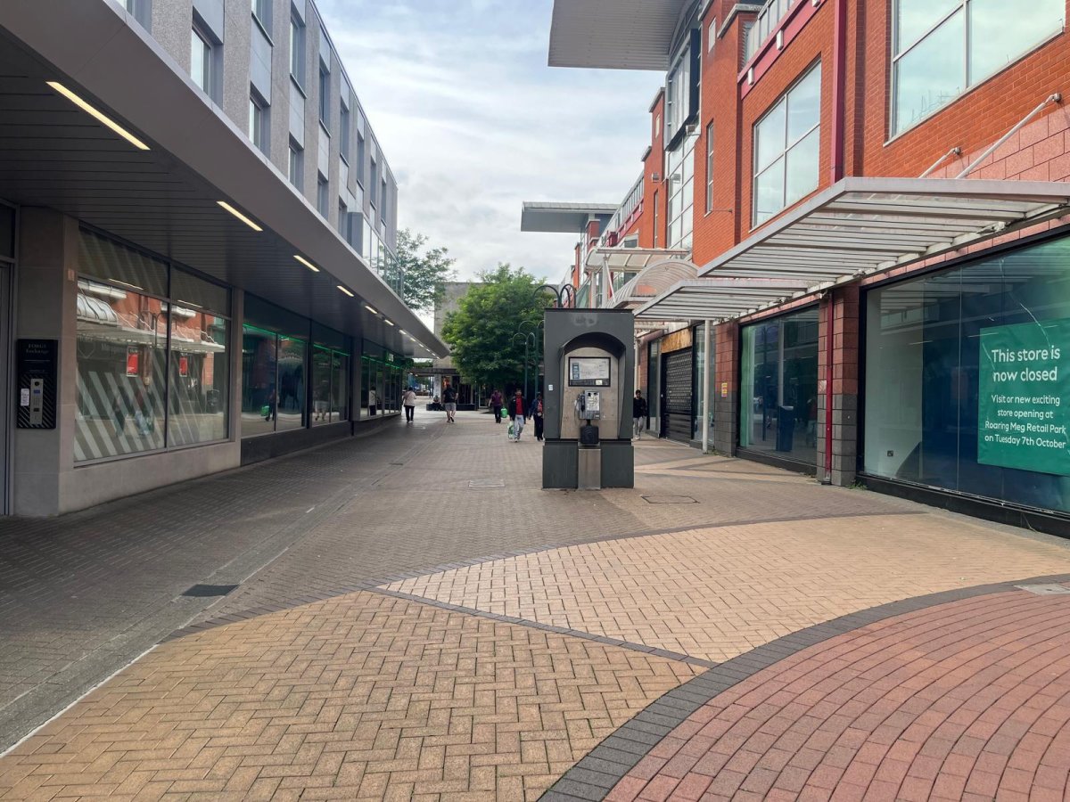 Retail/Shop in Stevenage - photo 4