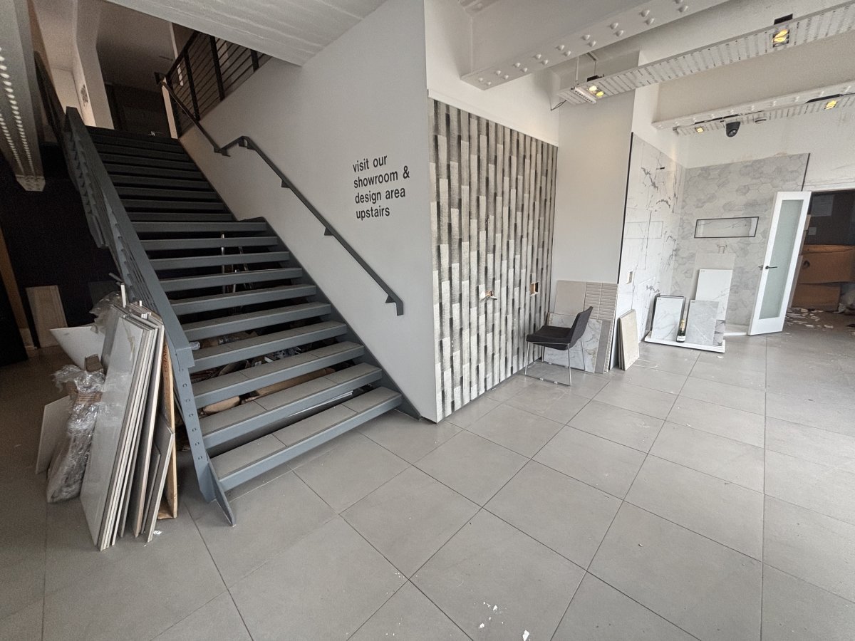 Retail/Shop in Leicester - photo 3