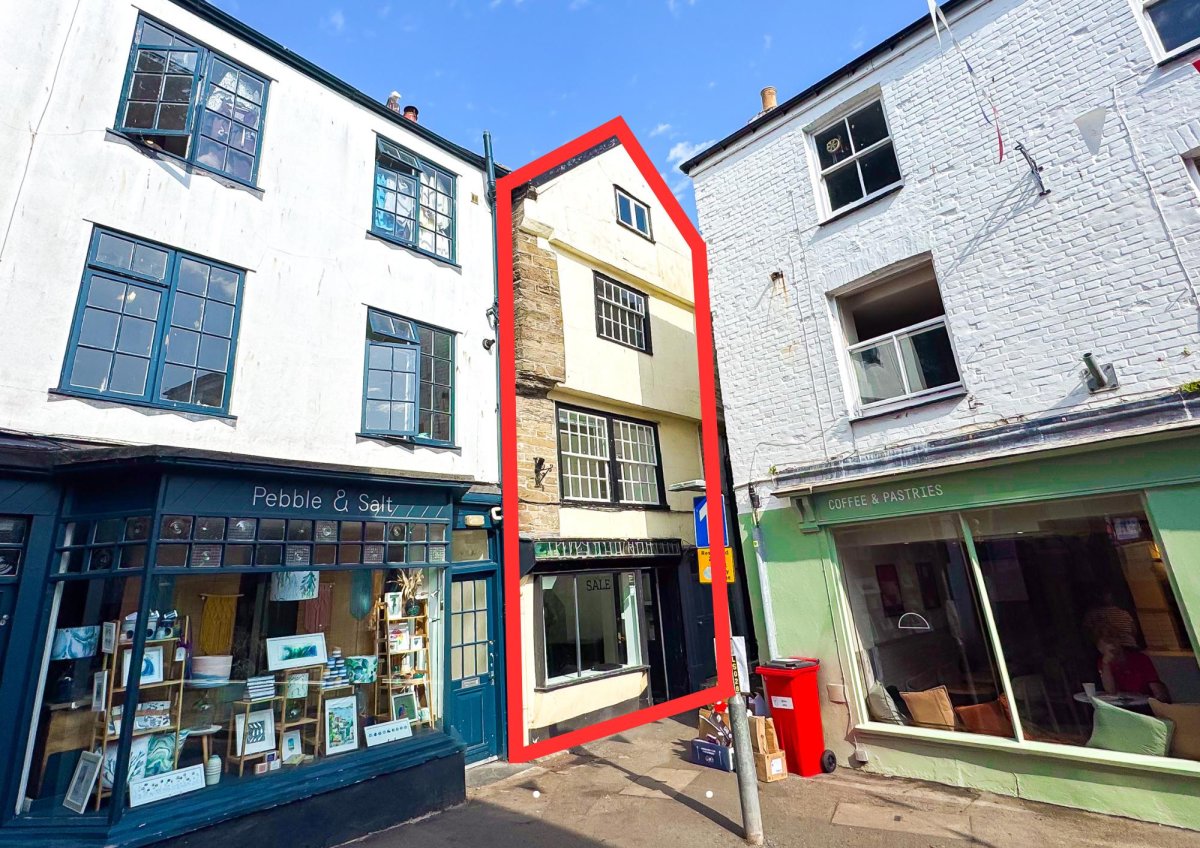 Retail in Fowey
