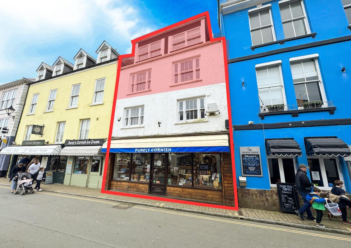 Retail in East Looe