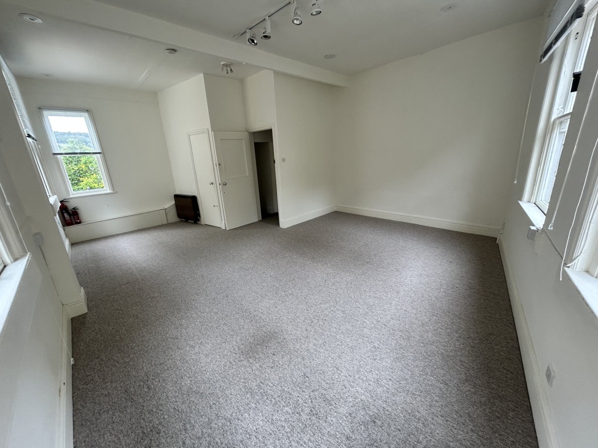Retail/Shop in Bath - photo 3