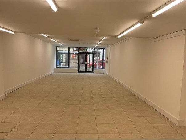 Retail/Shop in Trowbridge - photo 3