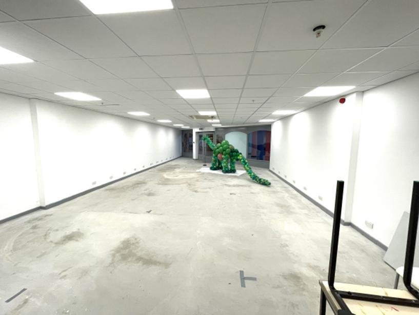 Retail/Shop in Trowbridge - photo 2