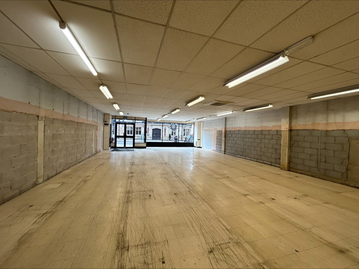 Retail/Shop in Alfreton - photo 3