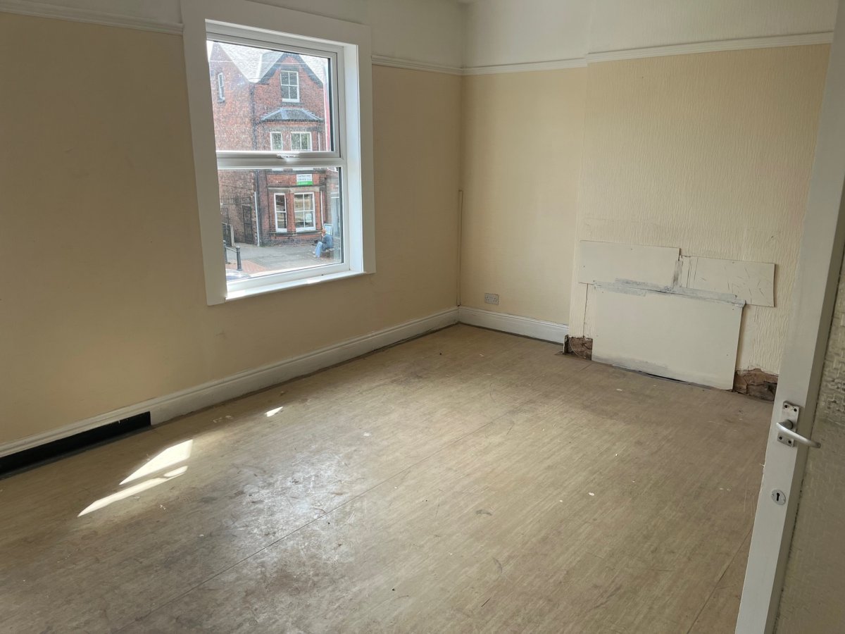 Retail/Shop in Nottingham - photo 4