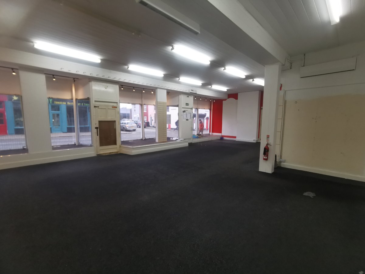 Retail/Shop in Great Yarmouth - photo 3