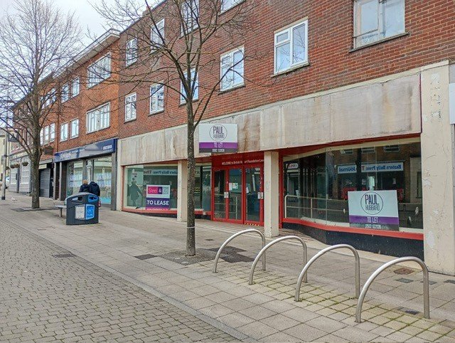 Retail/Shop in Lowestoft - photo 2