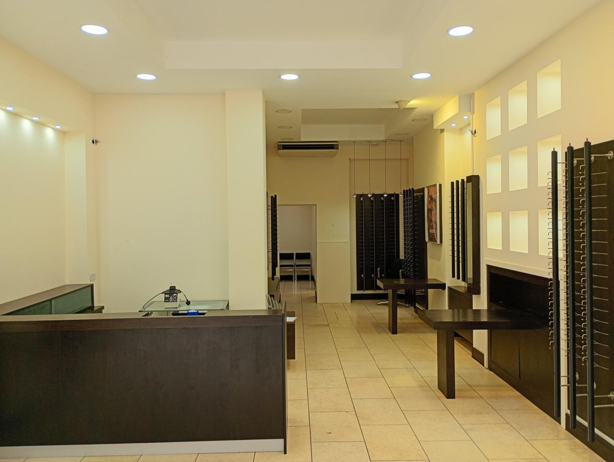 Retail/Shop in Lowestoft - photo 2