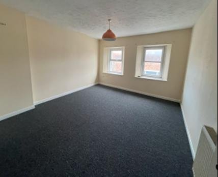 Retail/Shop in Weston-Super-Mare - photo 4
