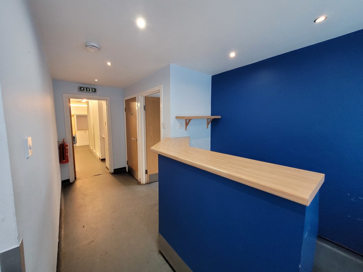 Retail/Shop in Aberdeen - photo 2