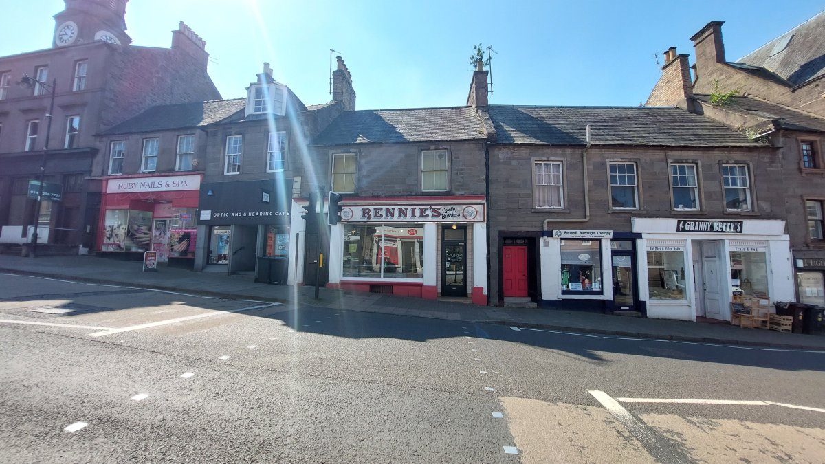 Retail in Forfar