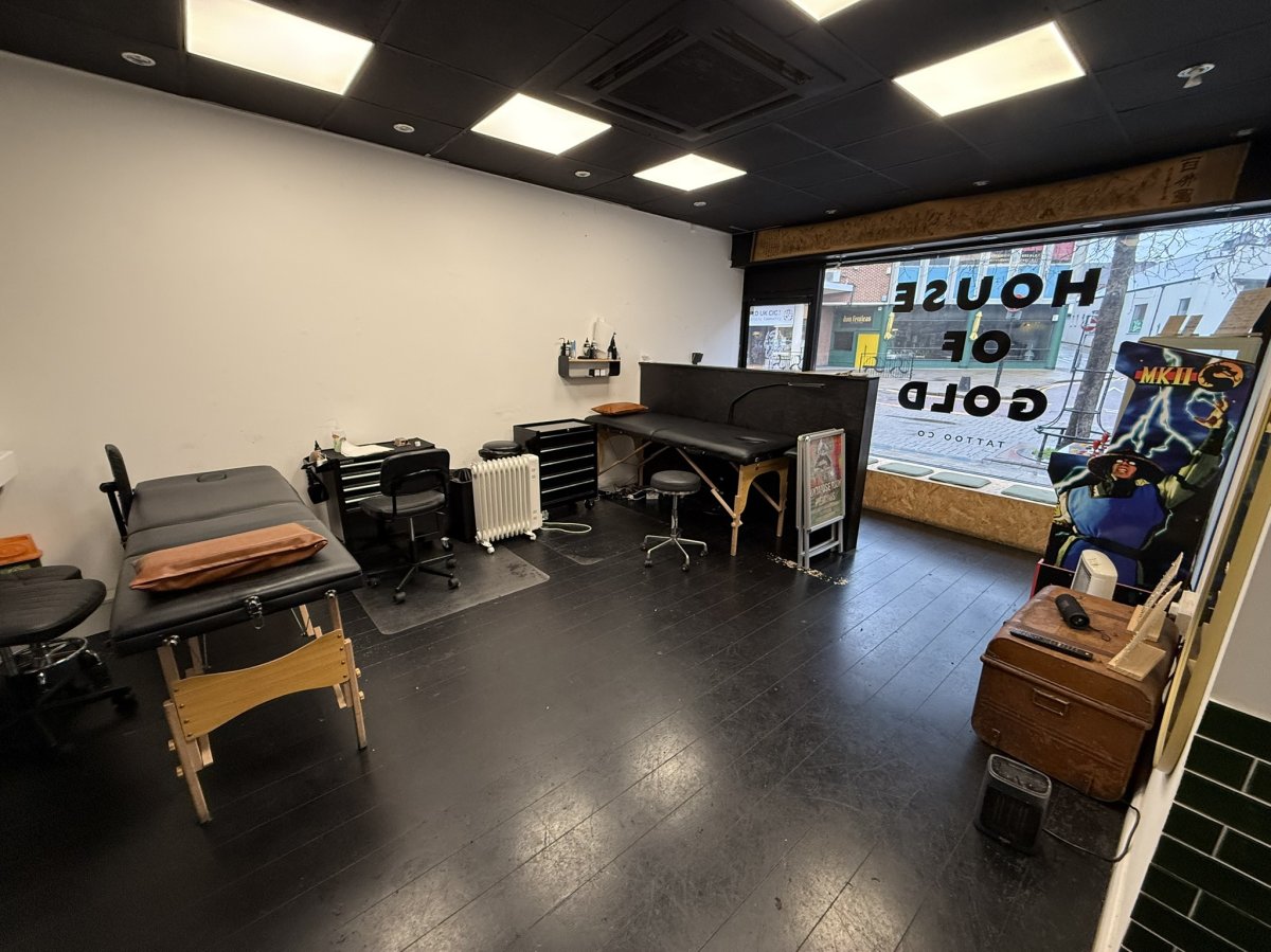 Retail/Shop in Hinckley - photo 3