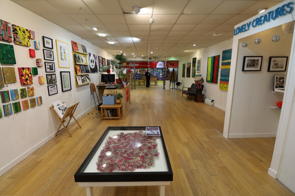 Retail/Shop in Hinckley - photo 3