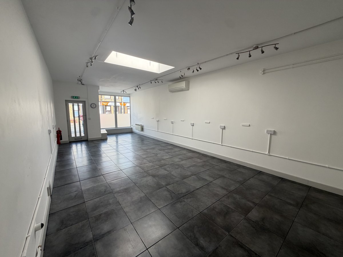 Retail/Shop in Hunstanton - photo 3