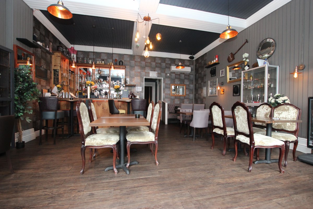 Retail/Shop in Grantham - photo 2