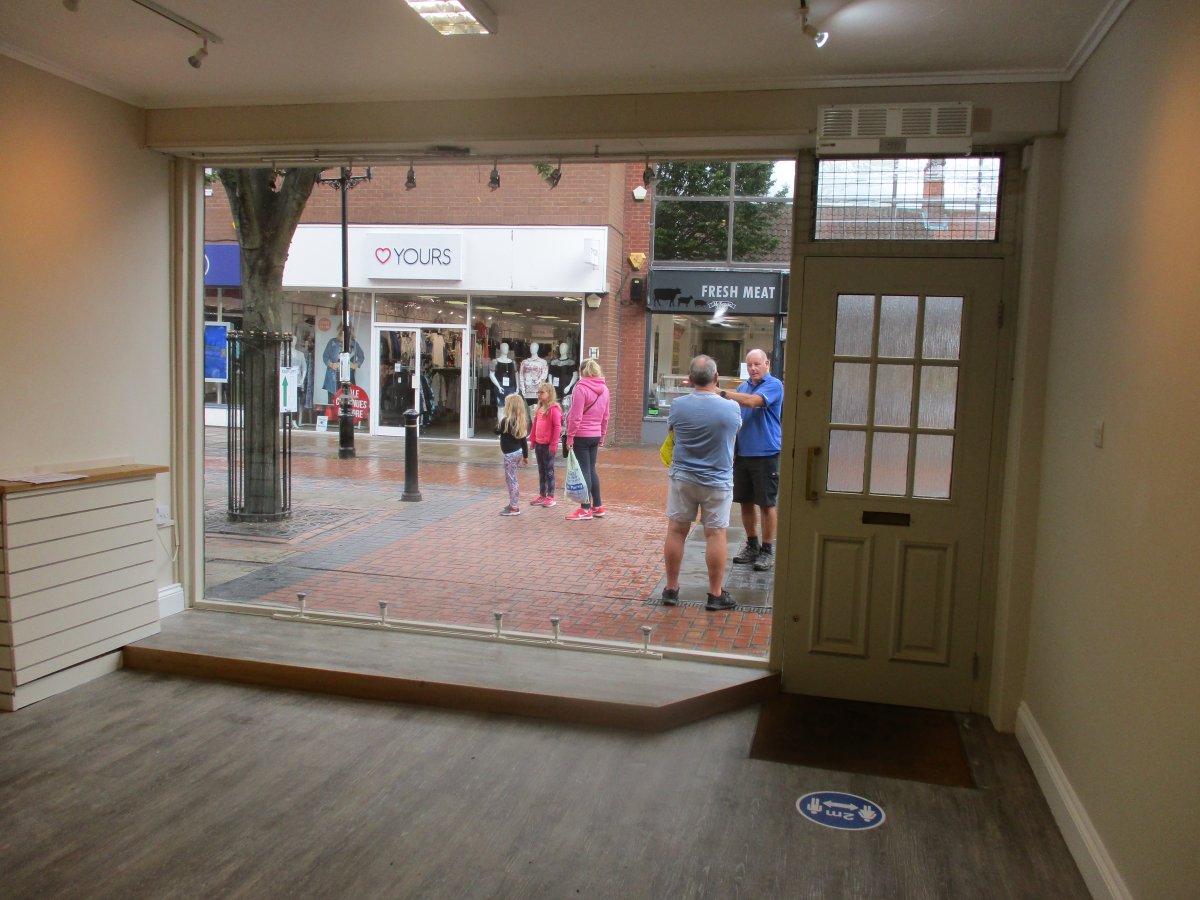 Retail/Shop in Retford - photo 2