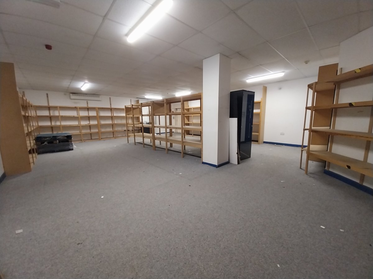 Retail/Shop in Pontefract - photo 4