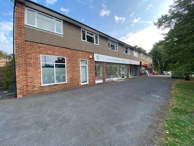 Retail/Shop in Huntingdon - photo 2