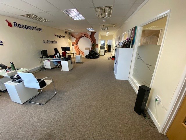 Retail/Shop in Huntingdon - photo 4