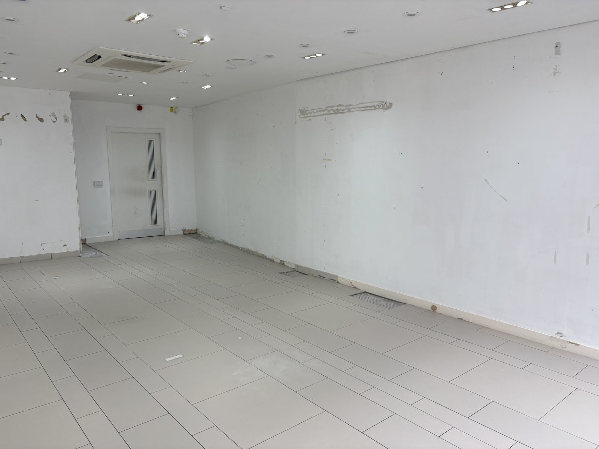 Retail/Shop in Newark-On-Trent - photo 2