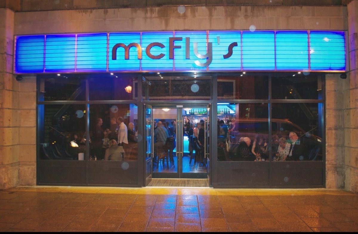 Retail/Shop in Halifax - photo 2