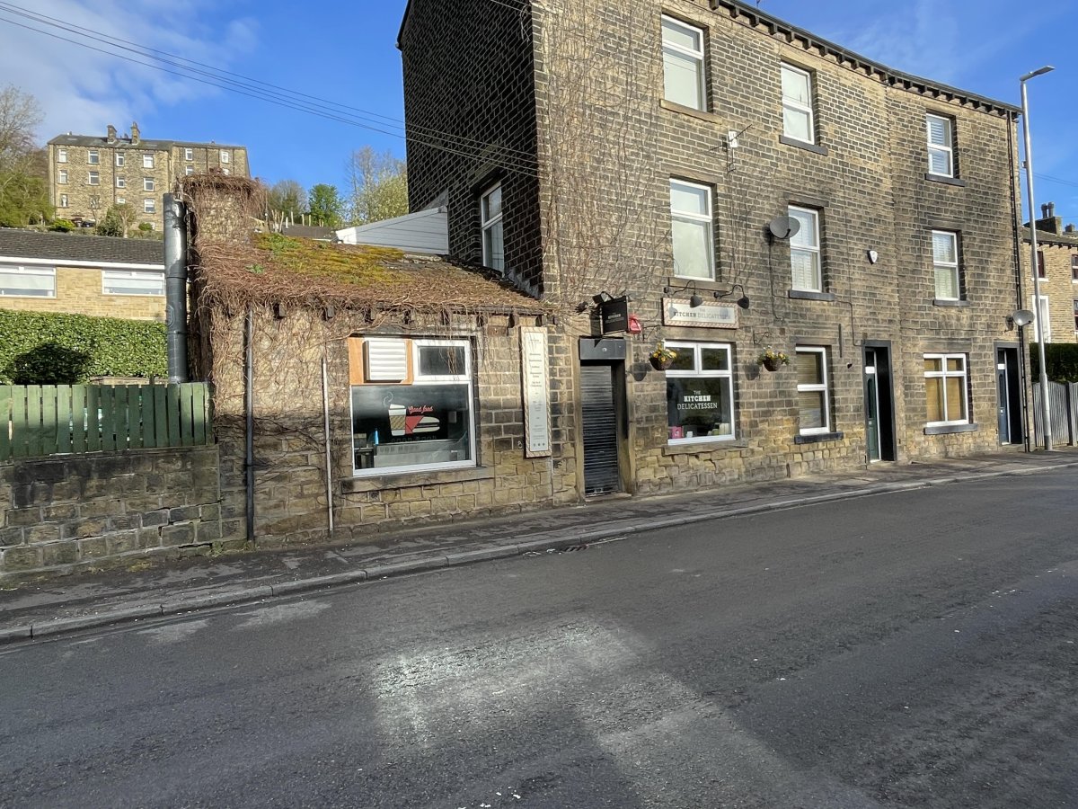 Retail/Shop in Sowerby Bridge - photo 3
