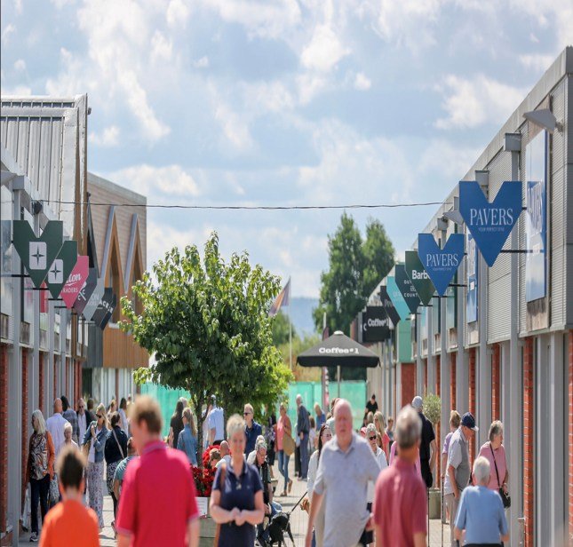 Retail/Shop in Evesham - photo 3