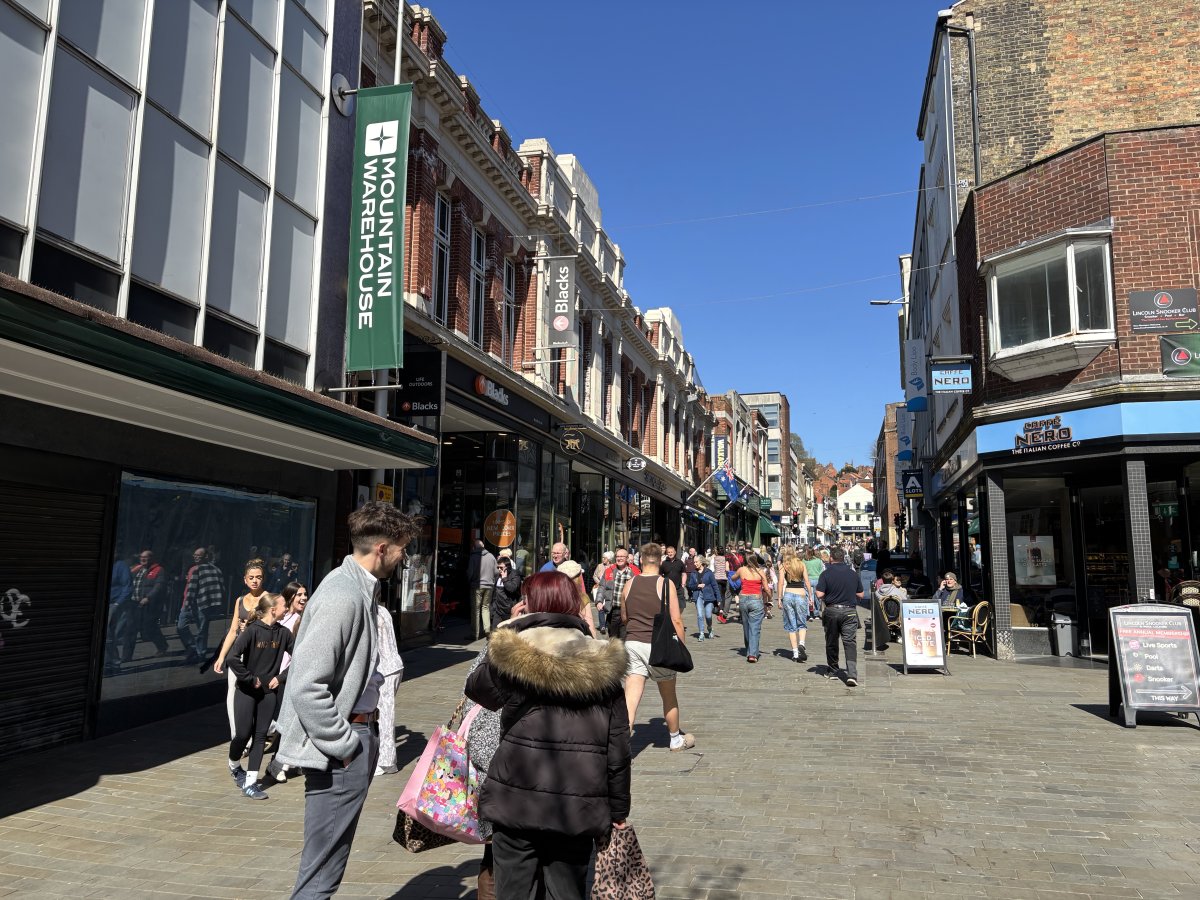 Retail/Shop in Lincoln - photo 4