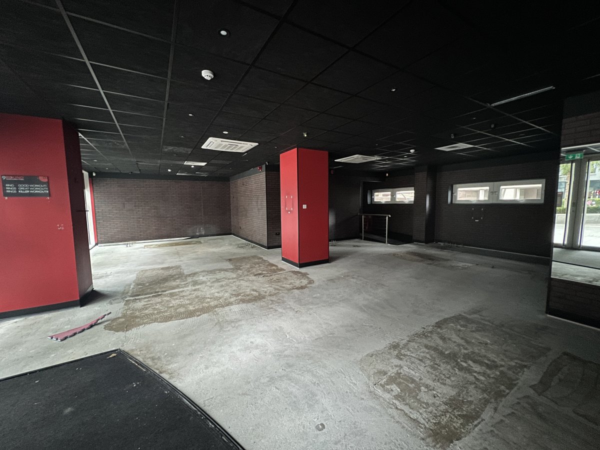 Retail/Shop in Croydon - photo 3