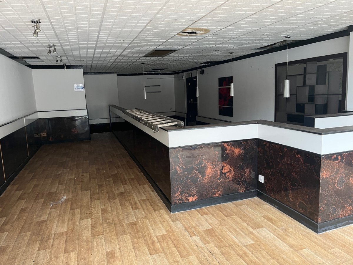 Retail/Shop in Exeter - photo 2