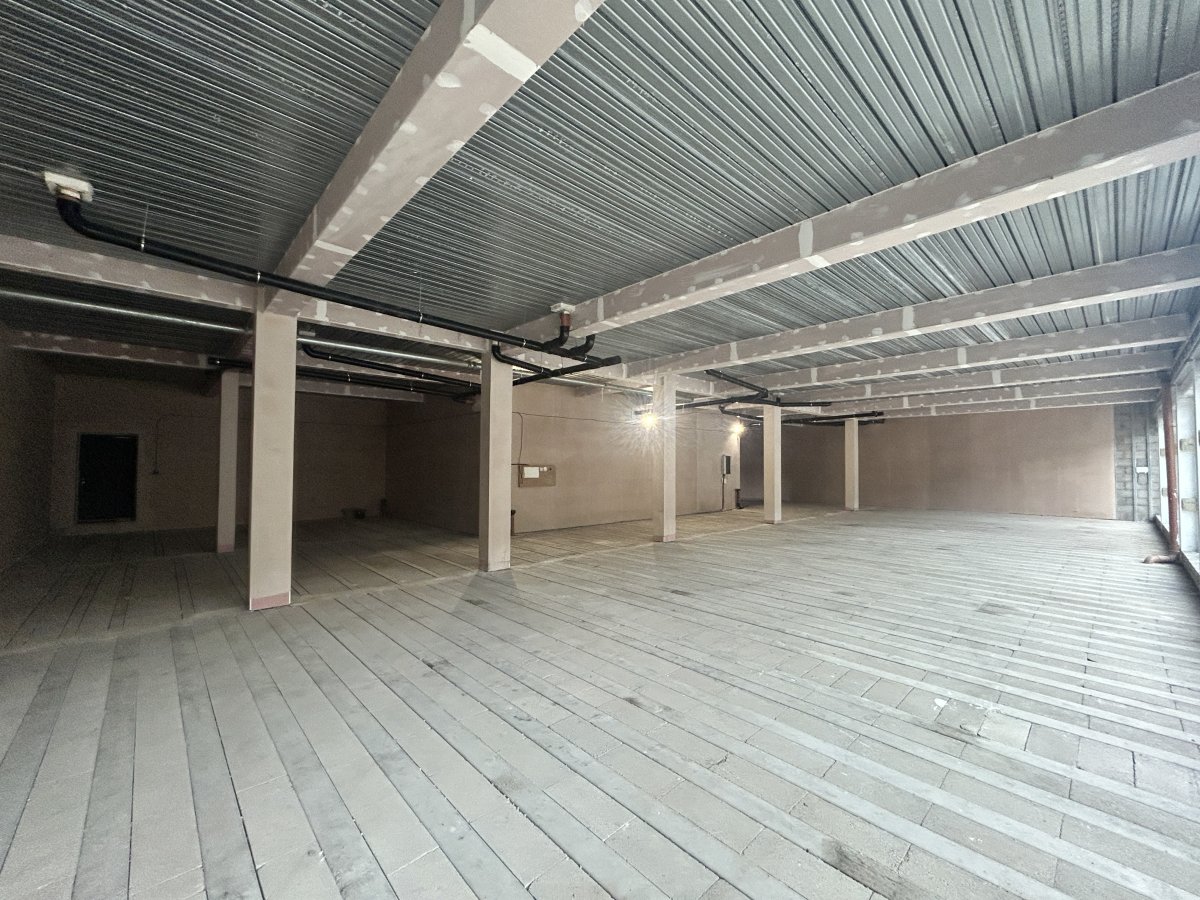 Retail/Shop in Northenden - photo 3