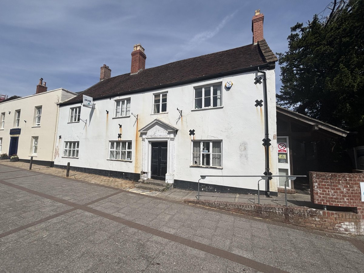Retail/Shop For Sale, Chard, Somerset