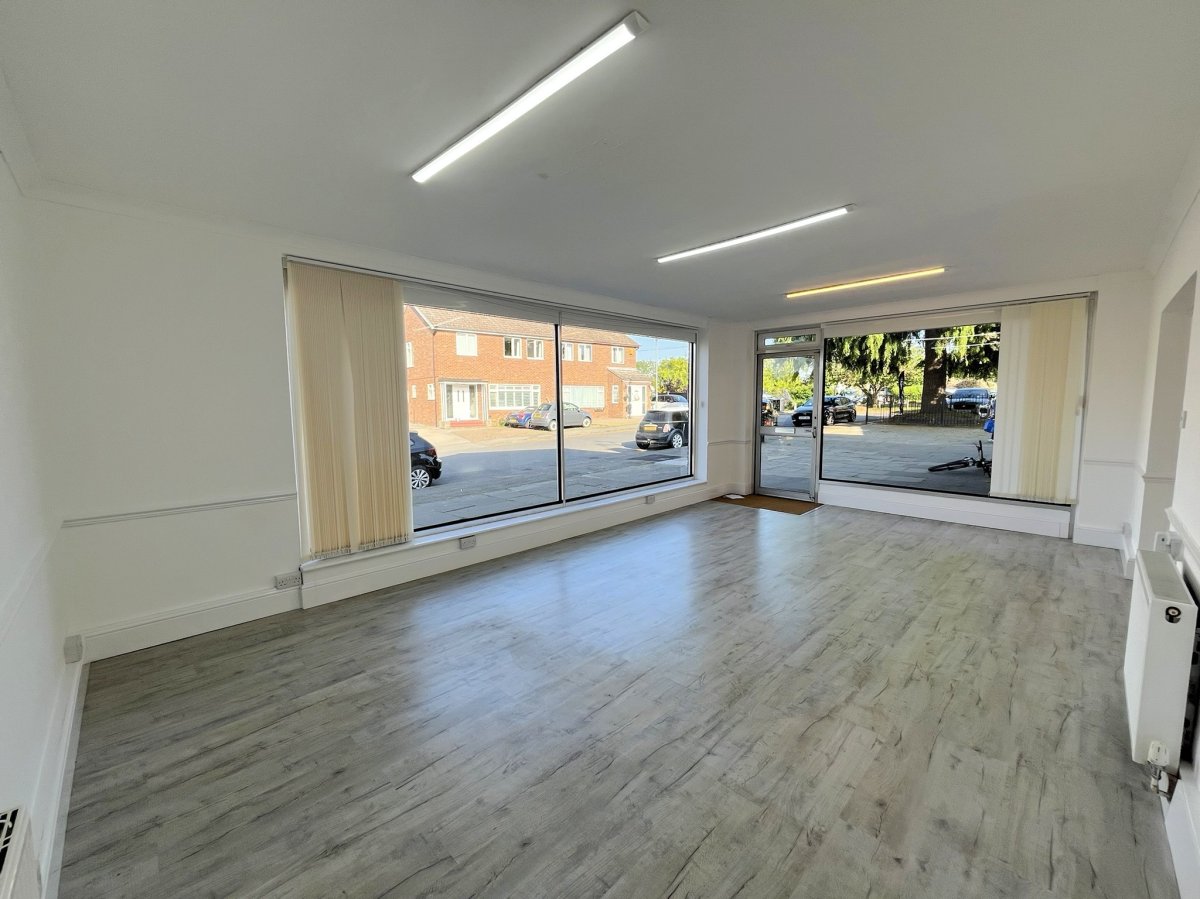 Retail/Shop in Bicknacre - photo 2