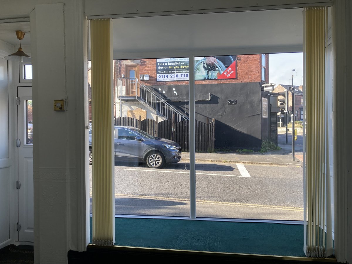 Retail/Shop in Sheffield - photo 2