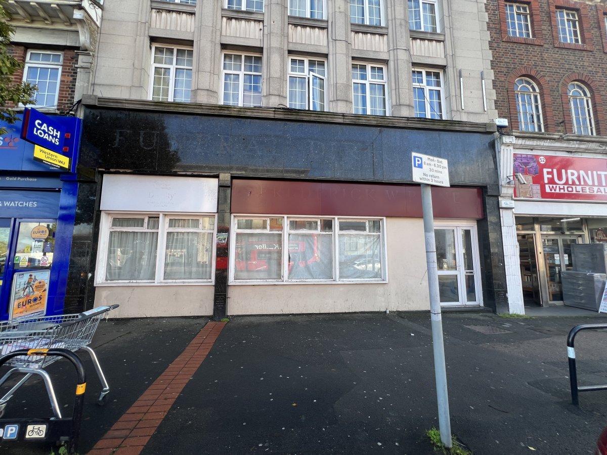 Retail/Shop in Sutton - photo 2