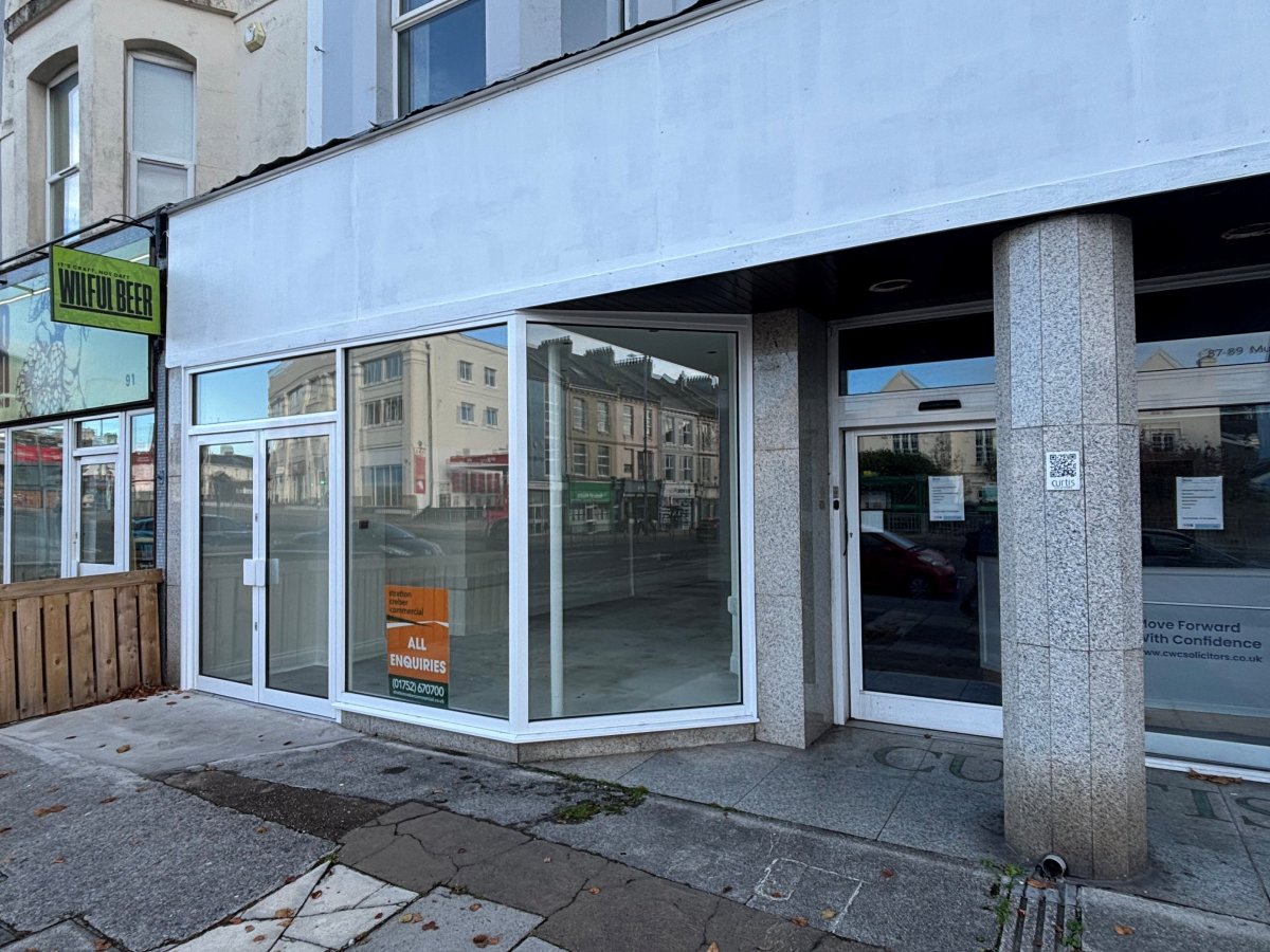 Retail/Shop in Plymouth - photo 3