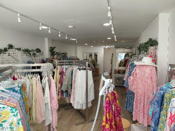 Retail/Shop in Hove - photo 3
