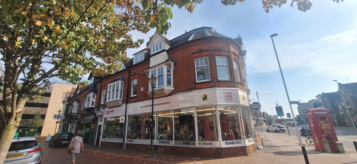 Retail/Shop For Sale, Horsham, West Sussex