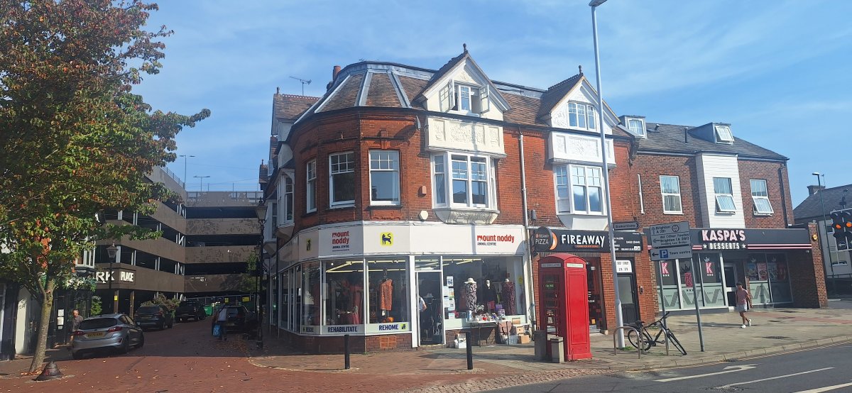 Retail/Shop in Horsham - photo 2