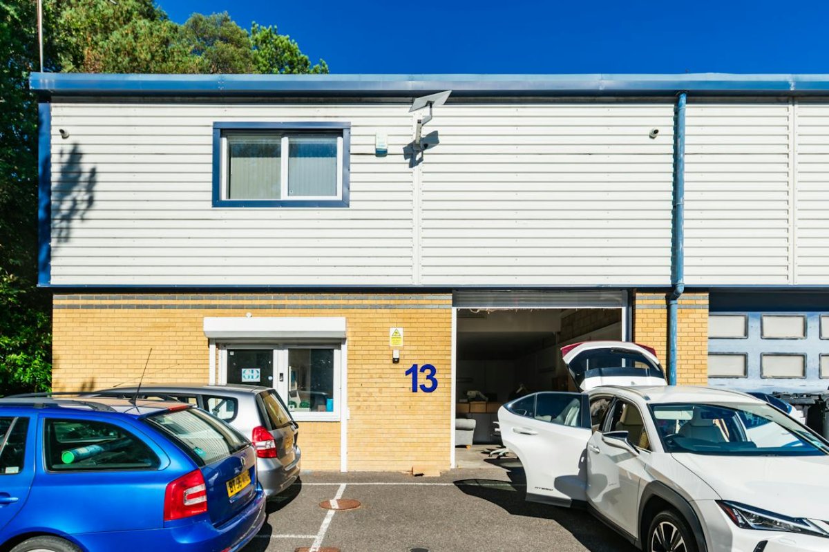 Retail/Shop in Poole - photo 3