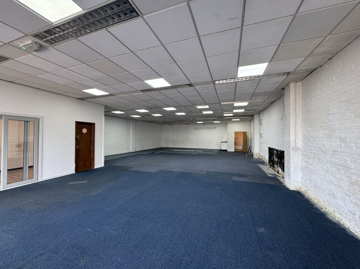 Retail/Shop in Werrington - photo 4