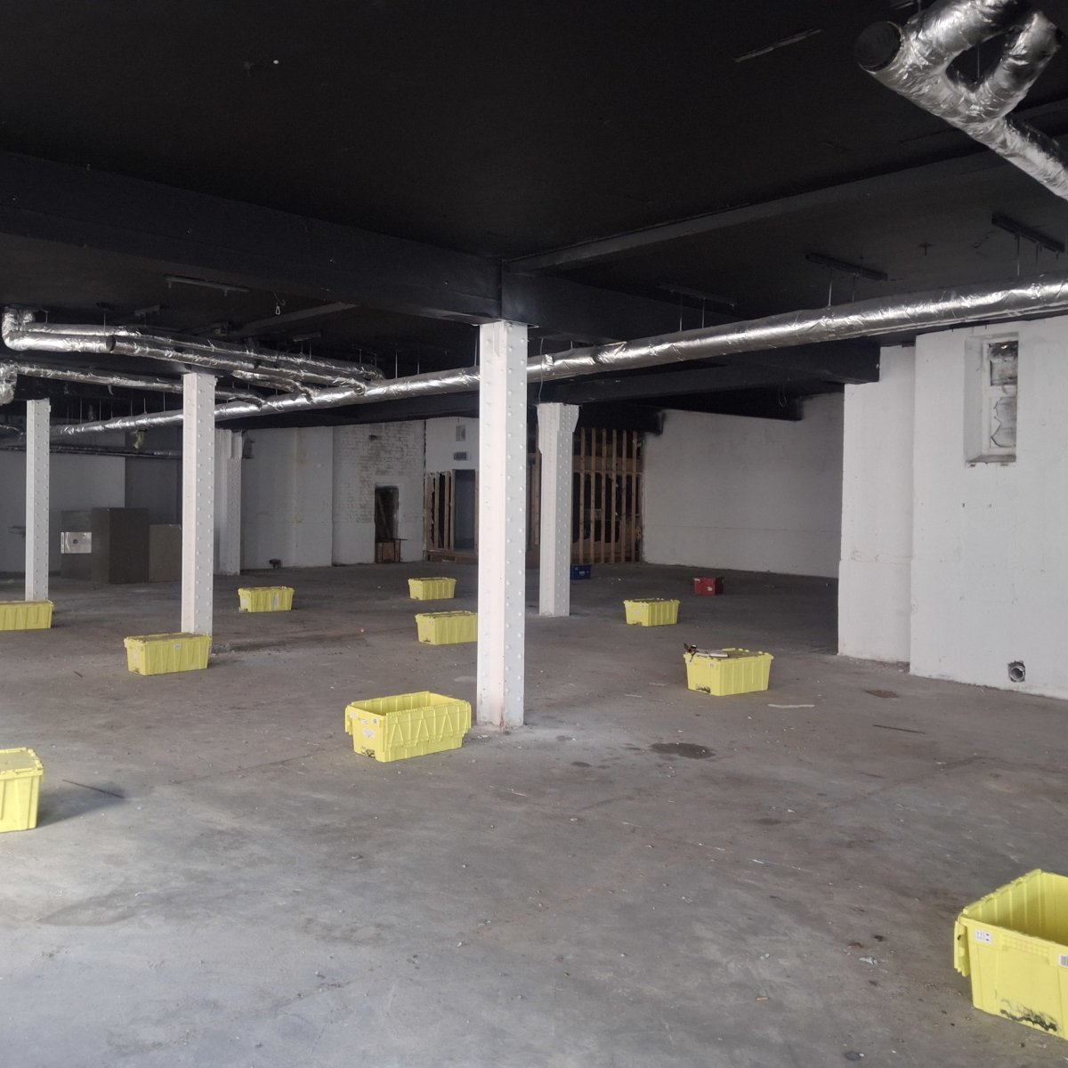 Retail/Shop in Sheffield - photo 2